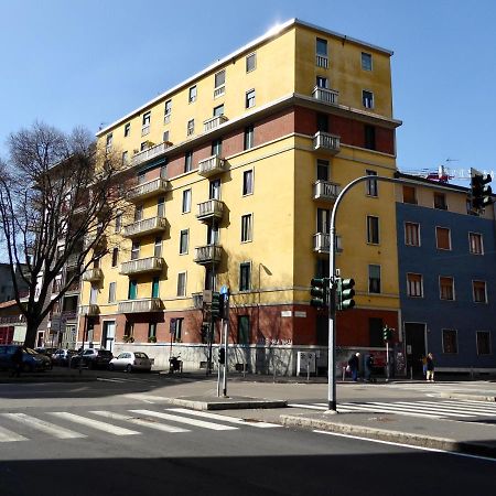 Mono Navigli Apartment Milano Esterno foto