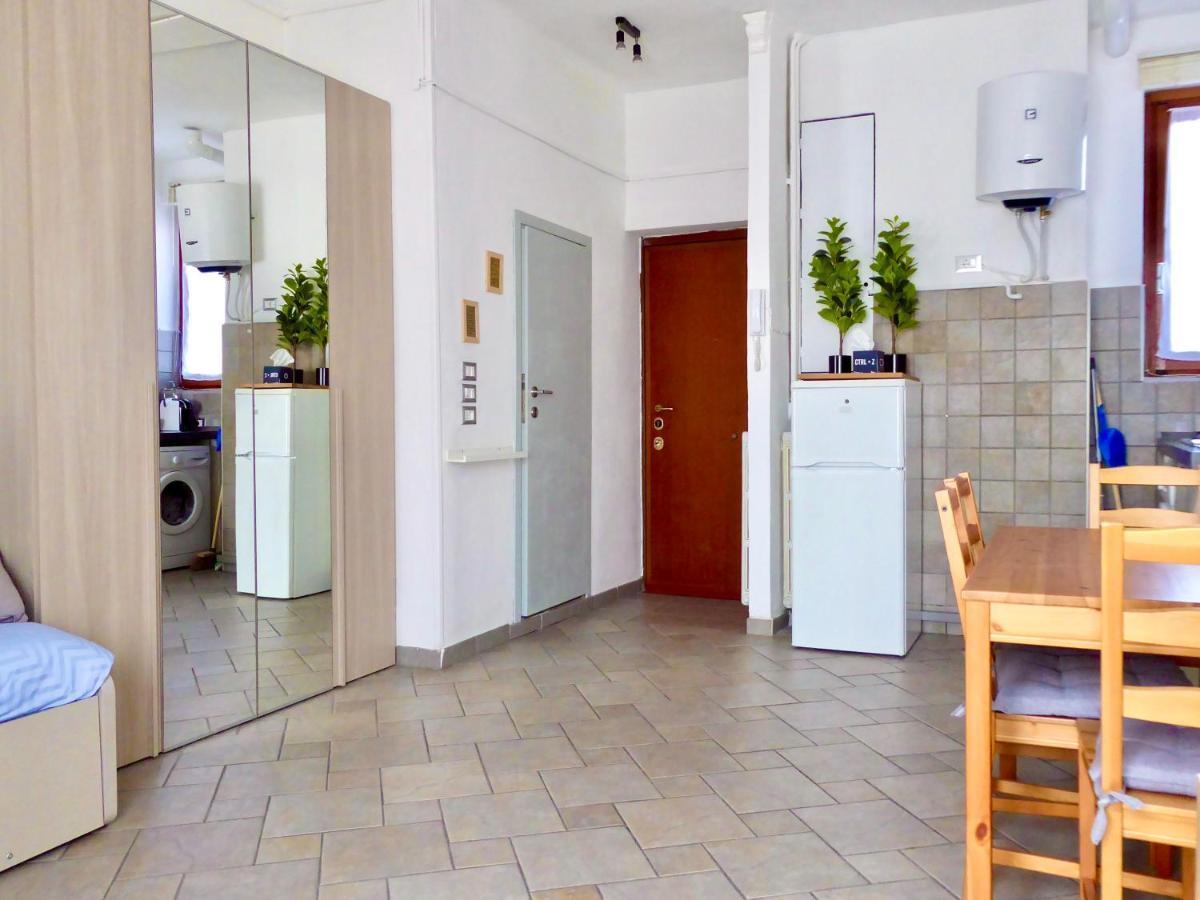 Mono Navigli Apartment Milano Esterno foto